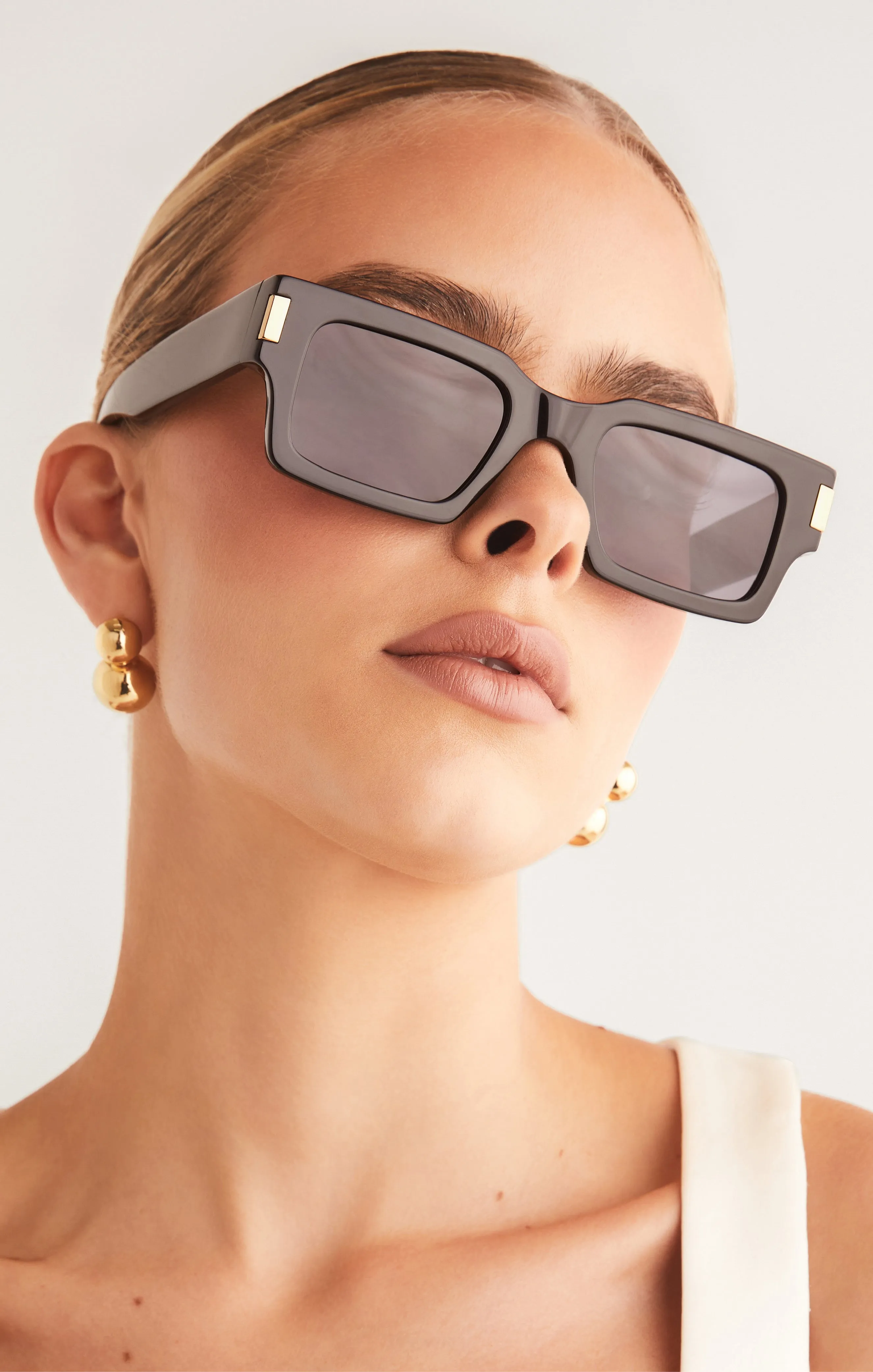 Banbè Eyewear The Sara Sunglasses ~ Black