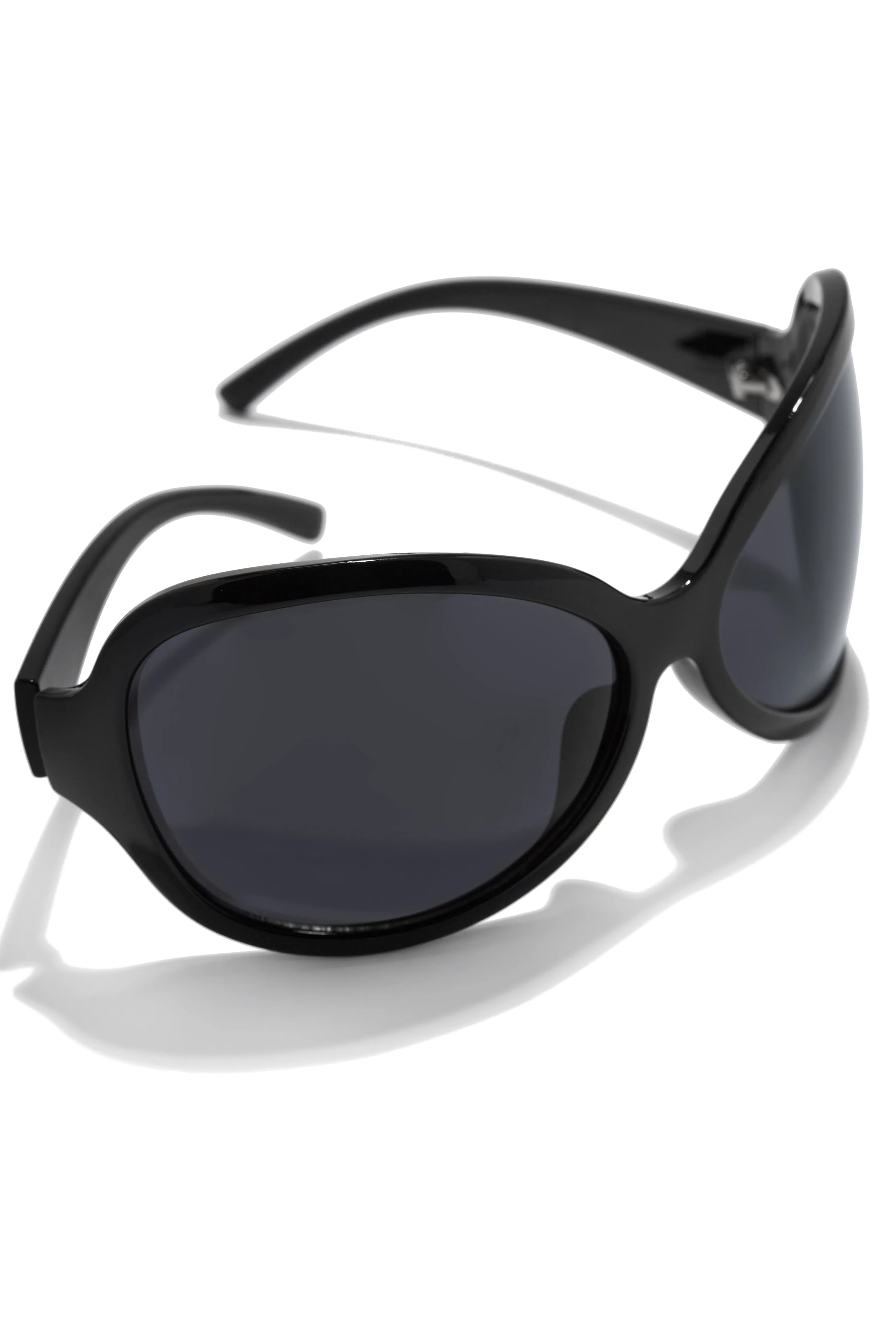 Big Reveal Oversized Sunglasses - Black