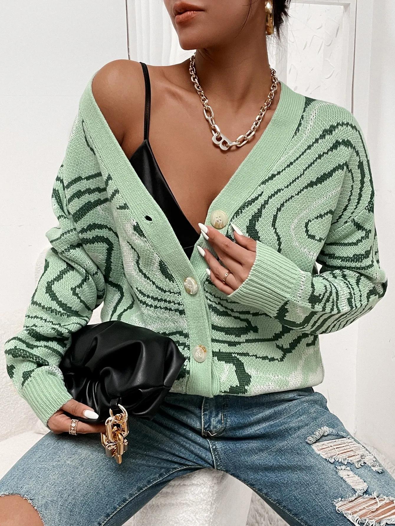 Casual Graphic Button Front Long Sleeve V Neck Regular Women Cardigan