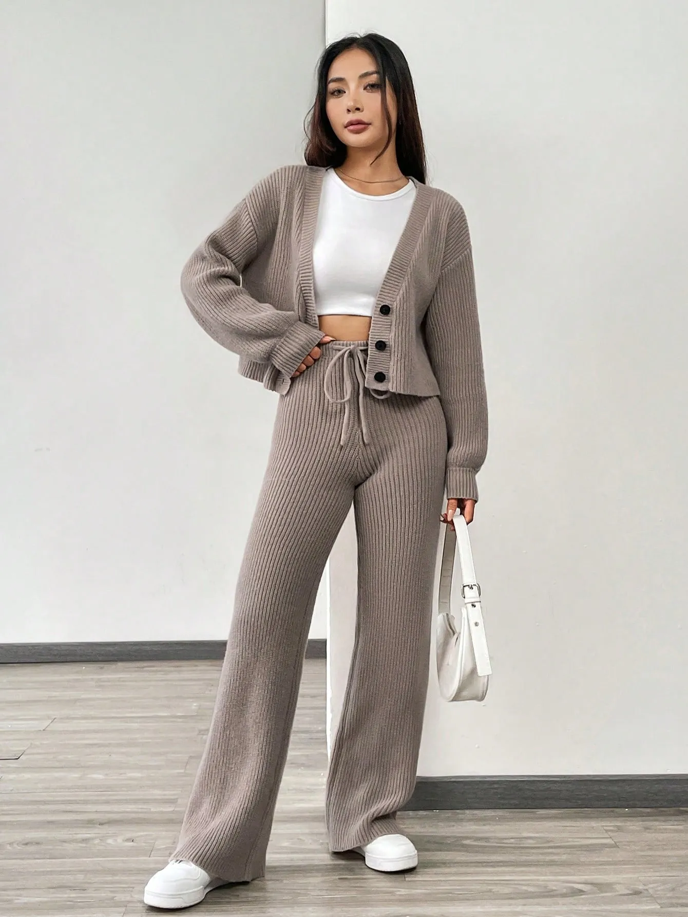 EZwear Autumn And Winter Women's Casual Solid Color Long Sleeves Knitwear Cardigan Two Pieces Set