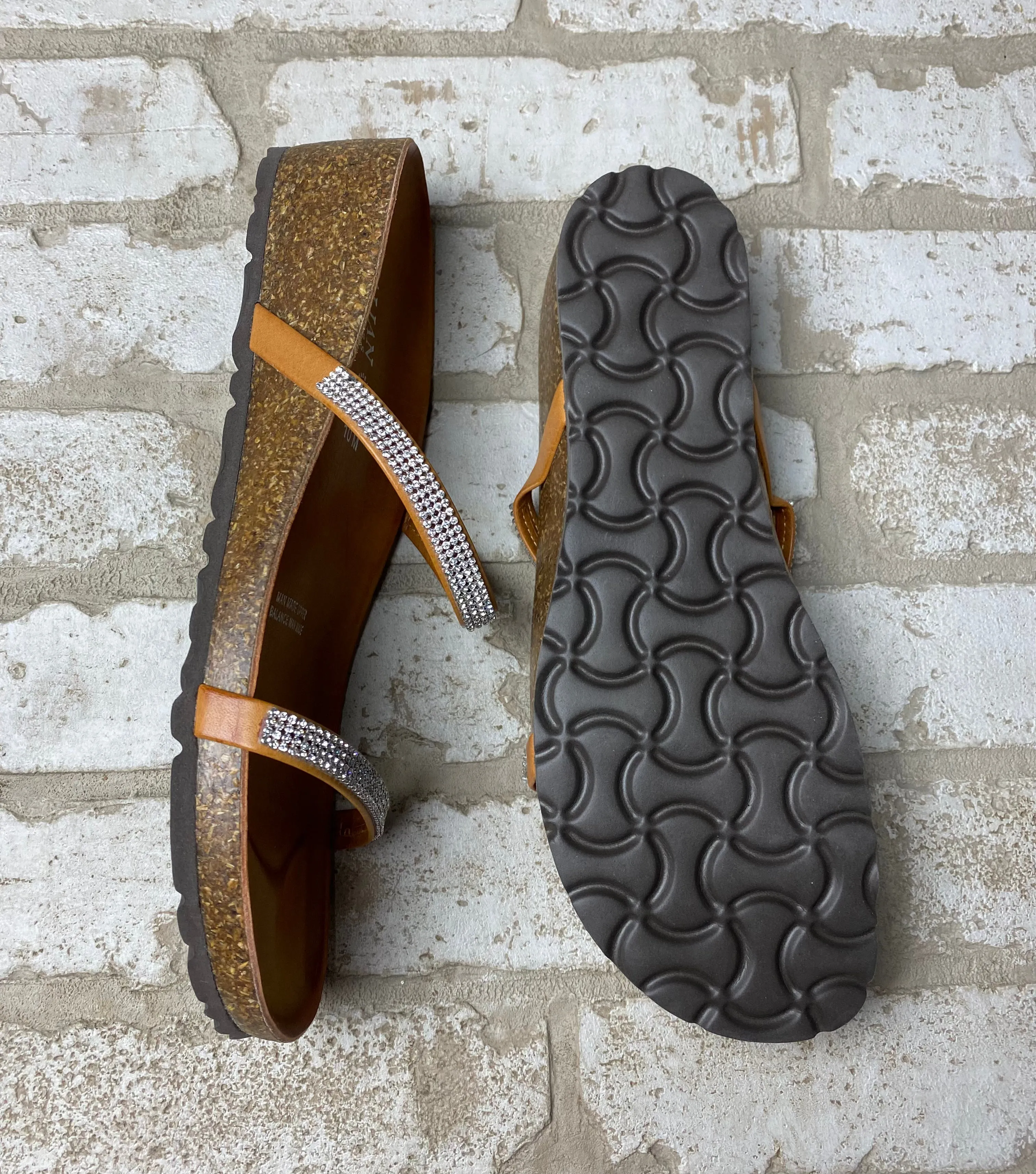 Italian Shoemakers Sandals NEW!- (Size 10)