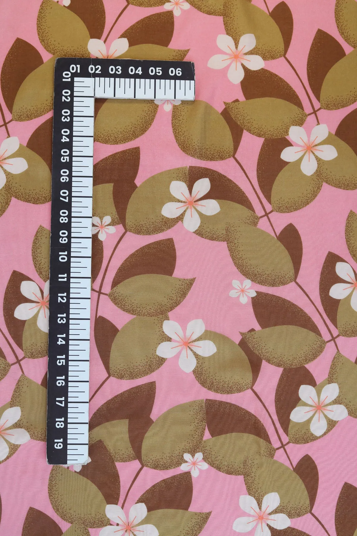 Pink and White Periwinkle Pattern Printed Natural Muslin Silk Fabric