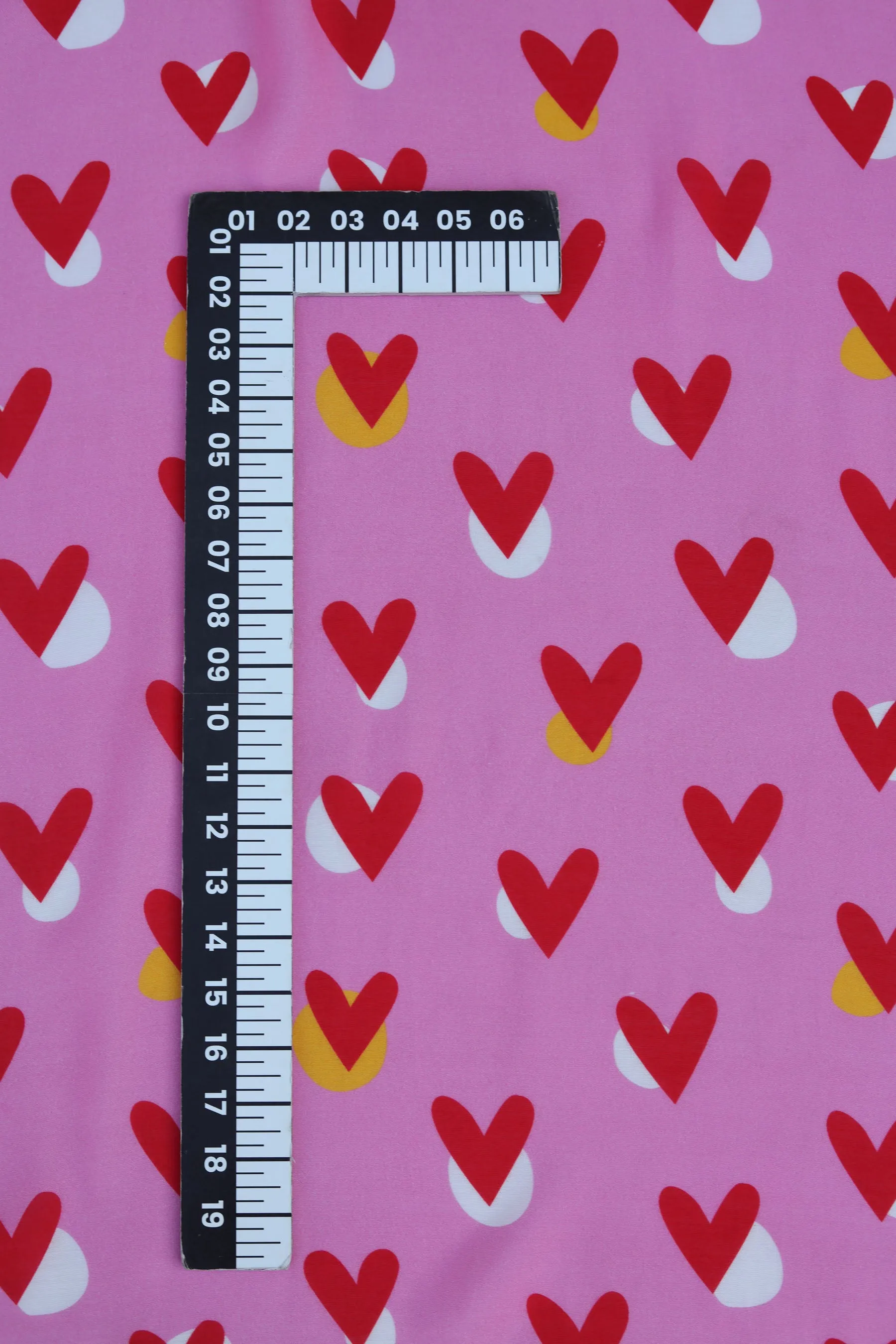 Red Pink Heart Pattern Printed Natural Muslin Silk Fabric