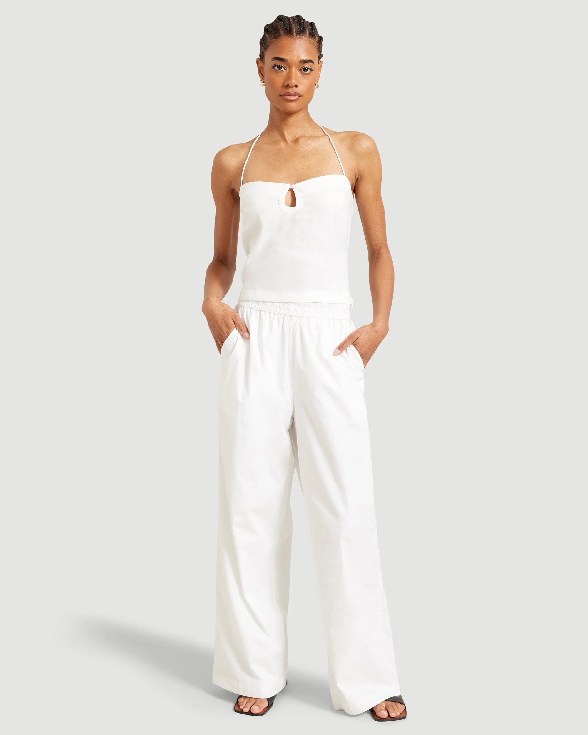 Yessy Linen Halter-Neck Top